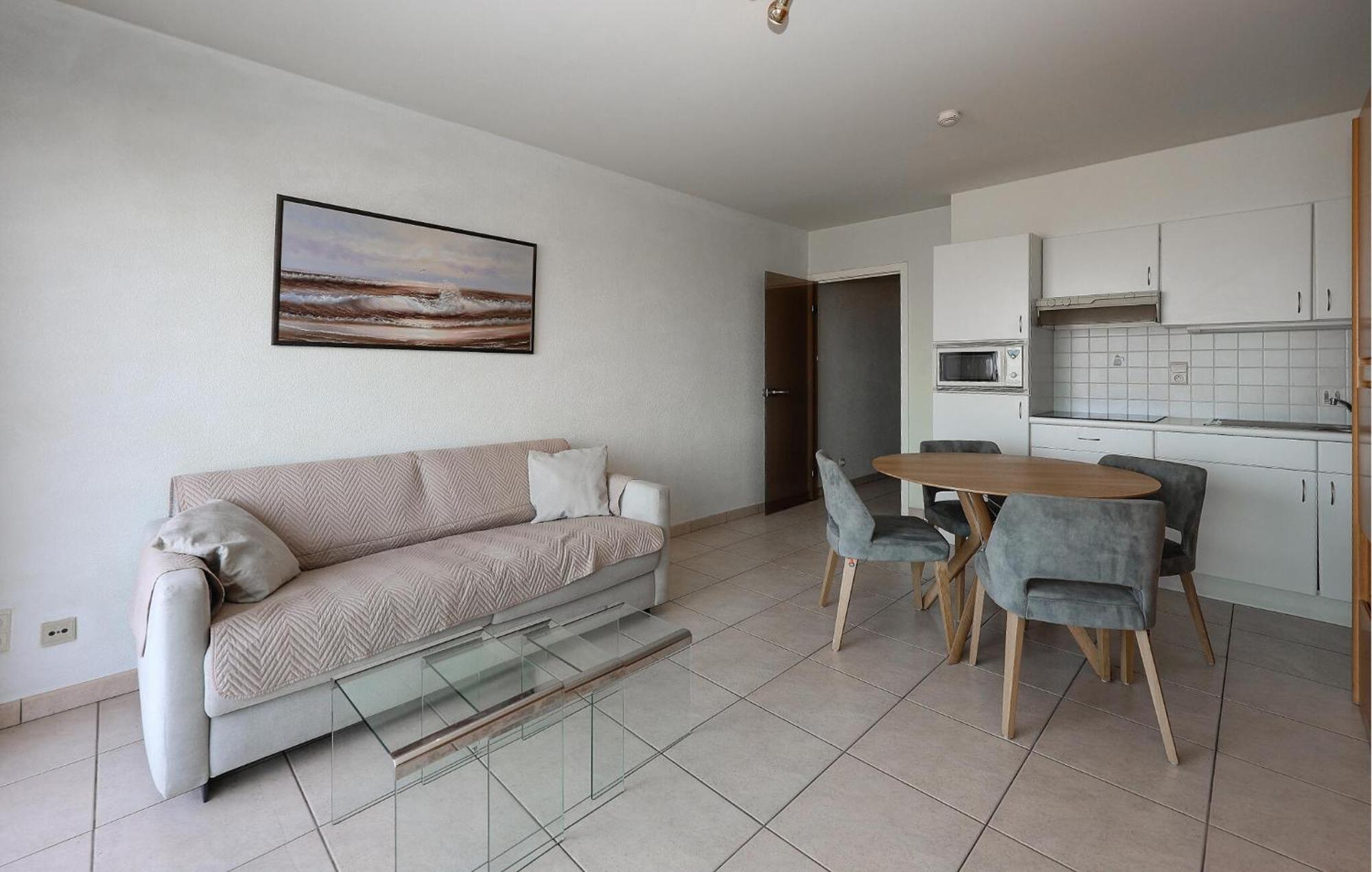 Awesome Apartment In Oostende With House Sea View Exterior foto